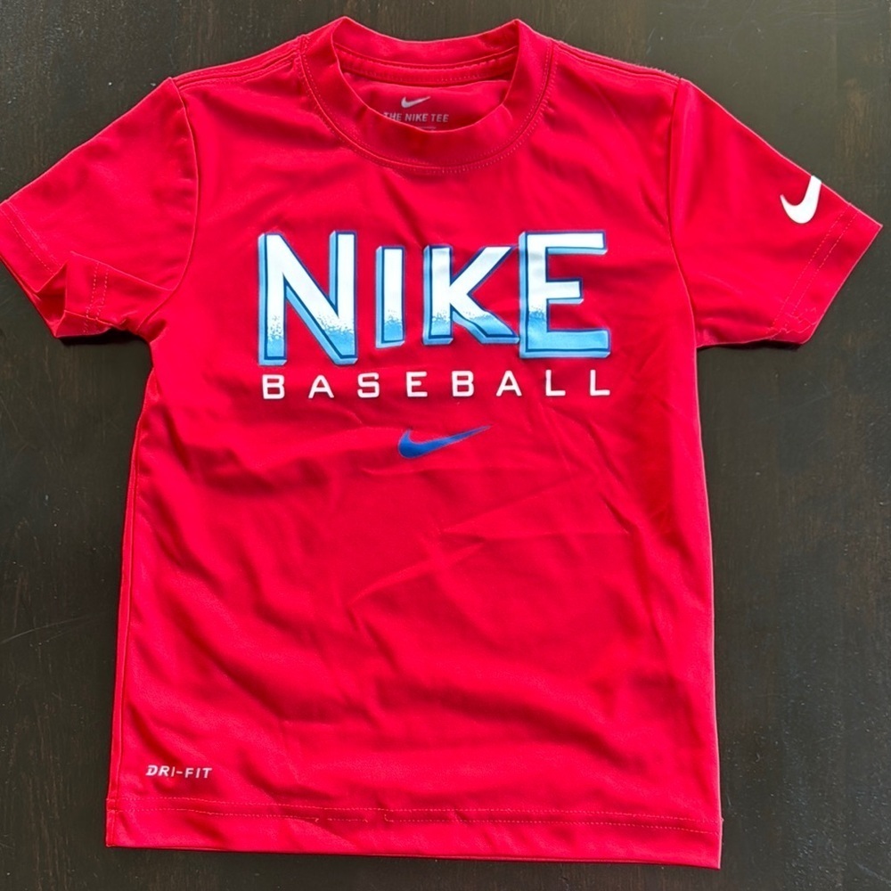 Nike Red Short Sleeve Tees Vibrant Sportswear